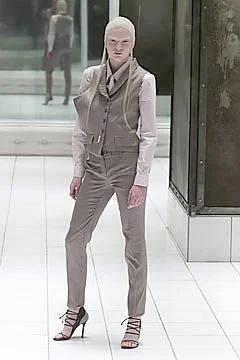 Look 18